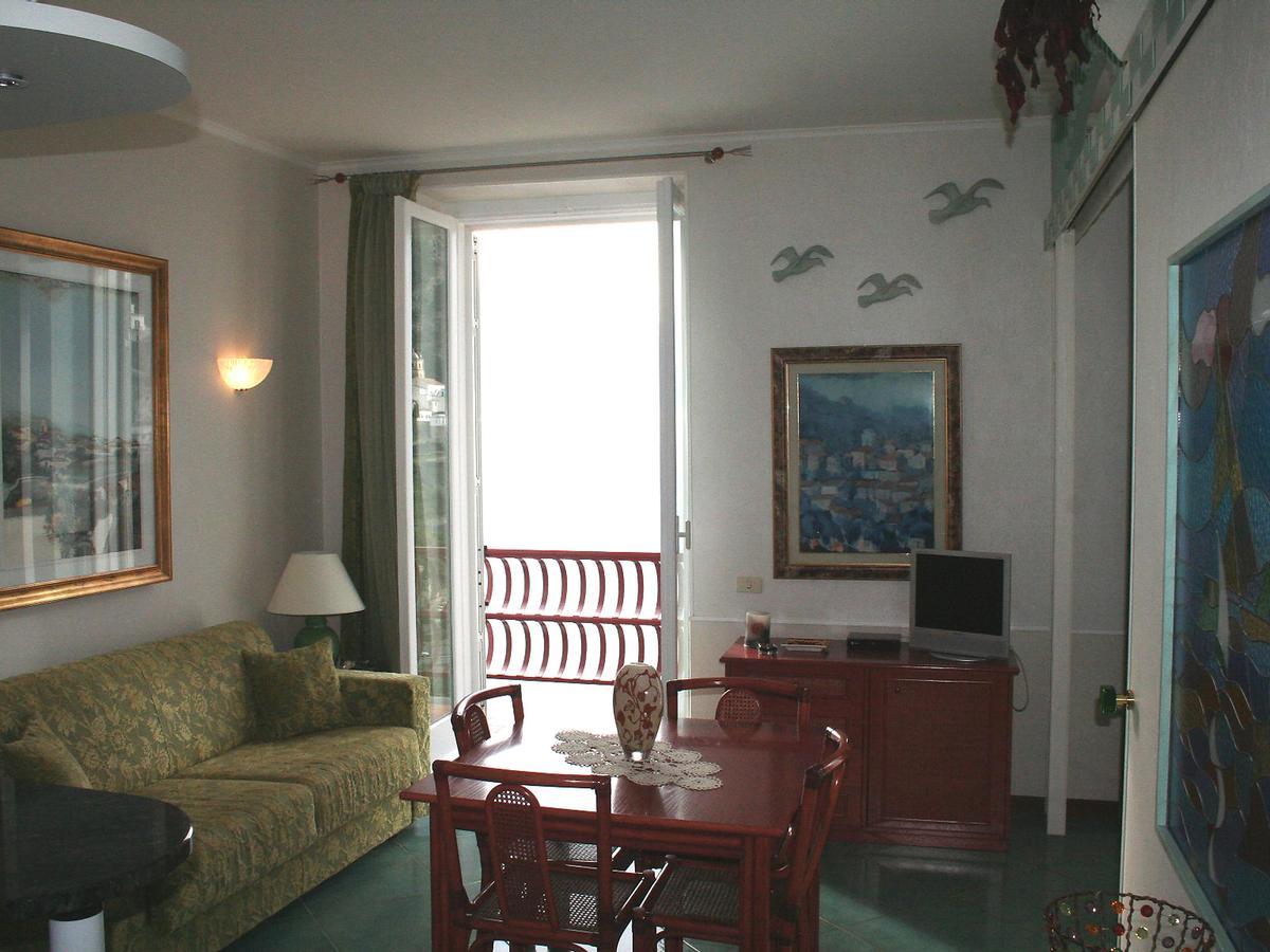 Locazione Turistica Caleidoscopio Lägenhet Amalfi Exteriör bild